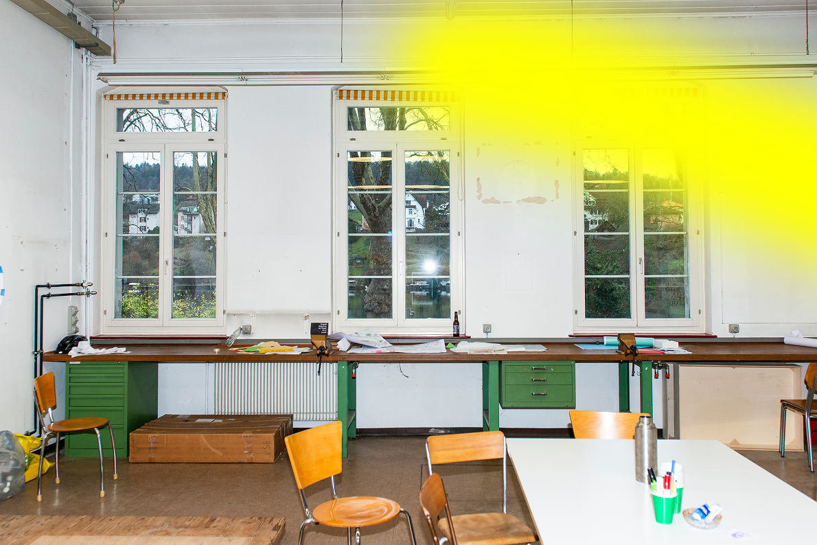 Menschen in einer Werkstatt